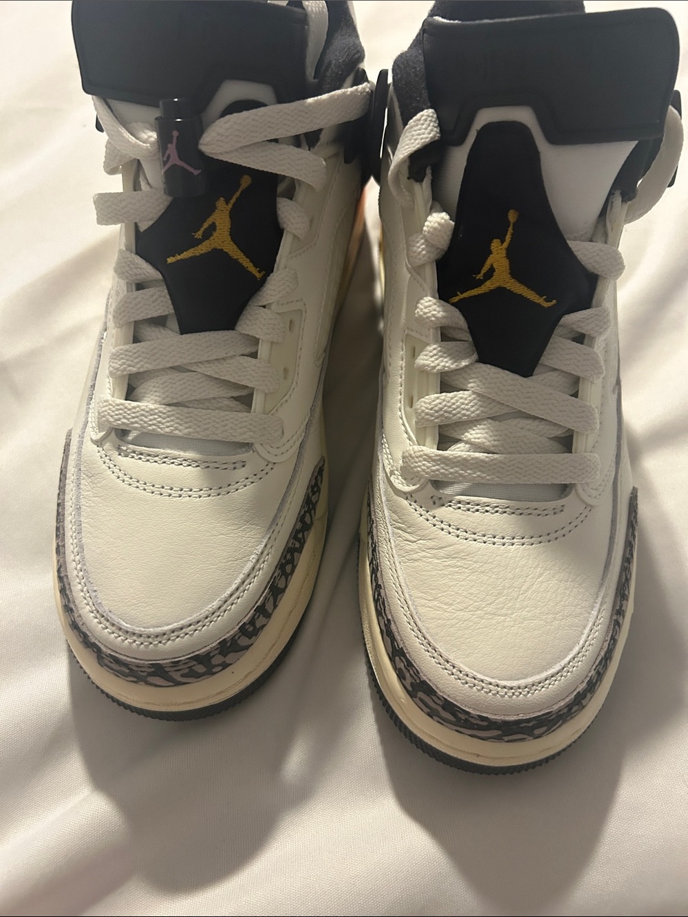 Jordan Kids White Black Gold Retro Jumpman Sneakers